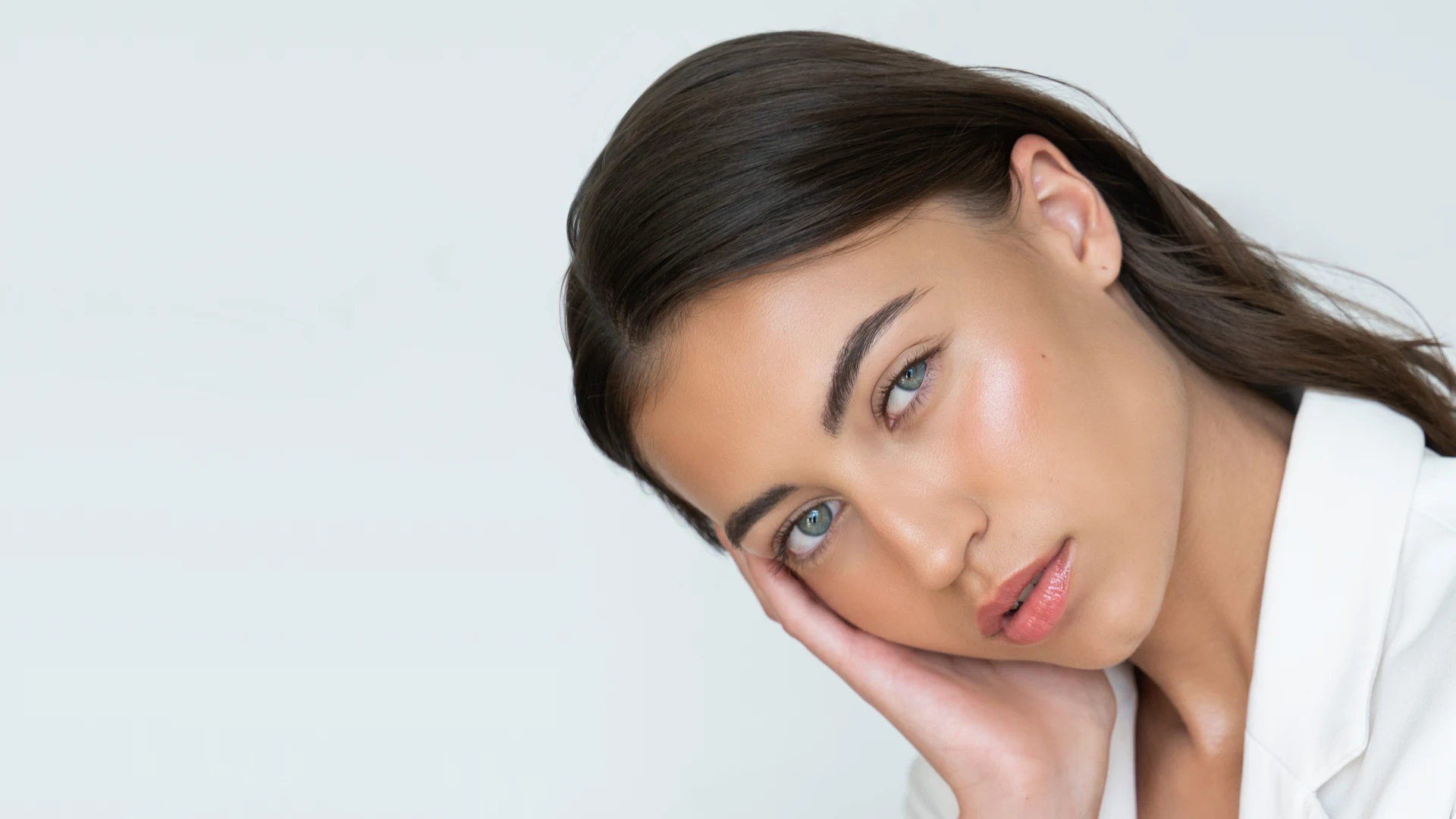 Soft makeup look – Katerina Horeni Bartoskova